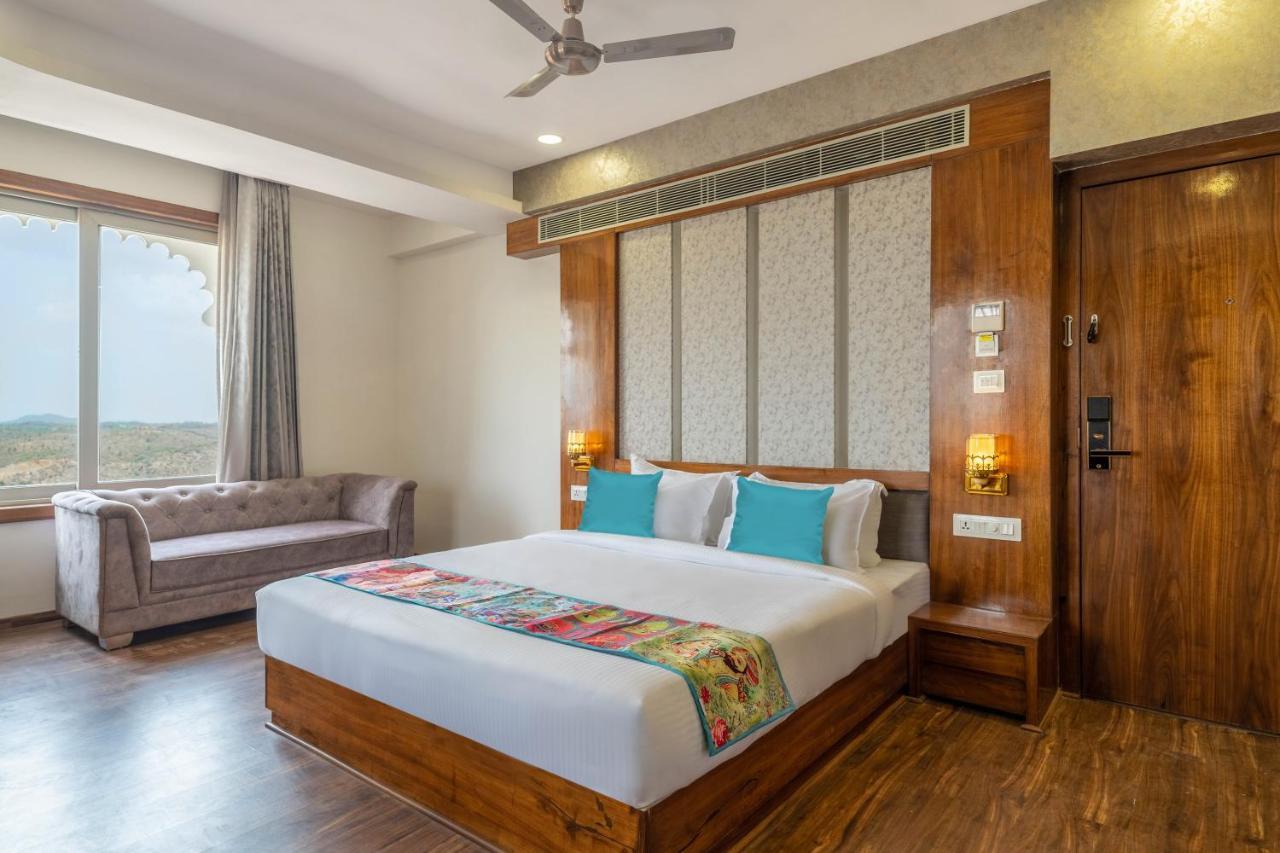 Hotel Pandora Grand, Udaipur- Nestled In Nature Wrapped In Luxury Eksteriør billede