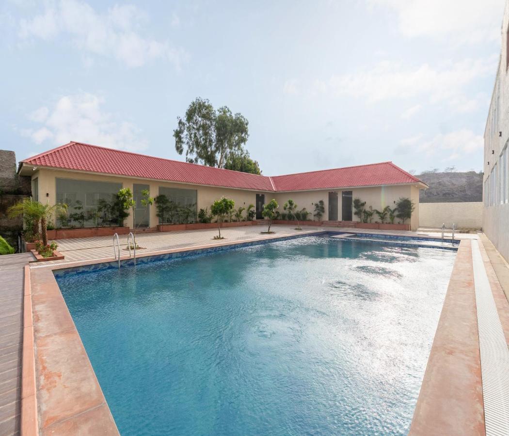 Hotel Pandora Grand, Udaipur- Nestled In Nature Wrapped In Luxury Eksteriør billede