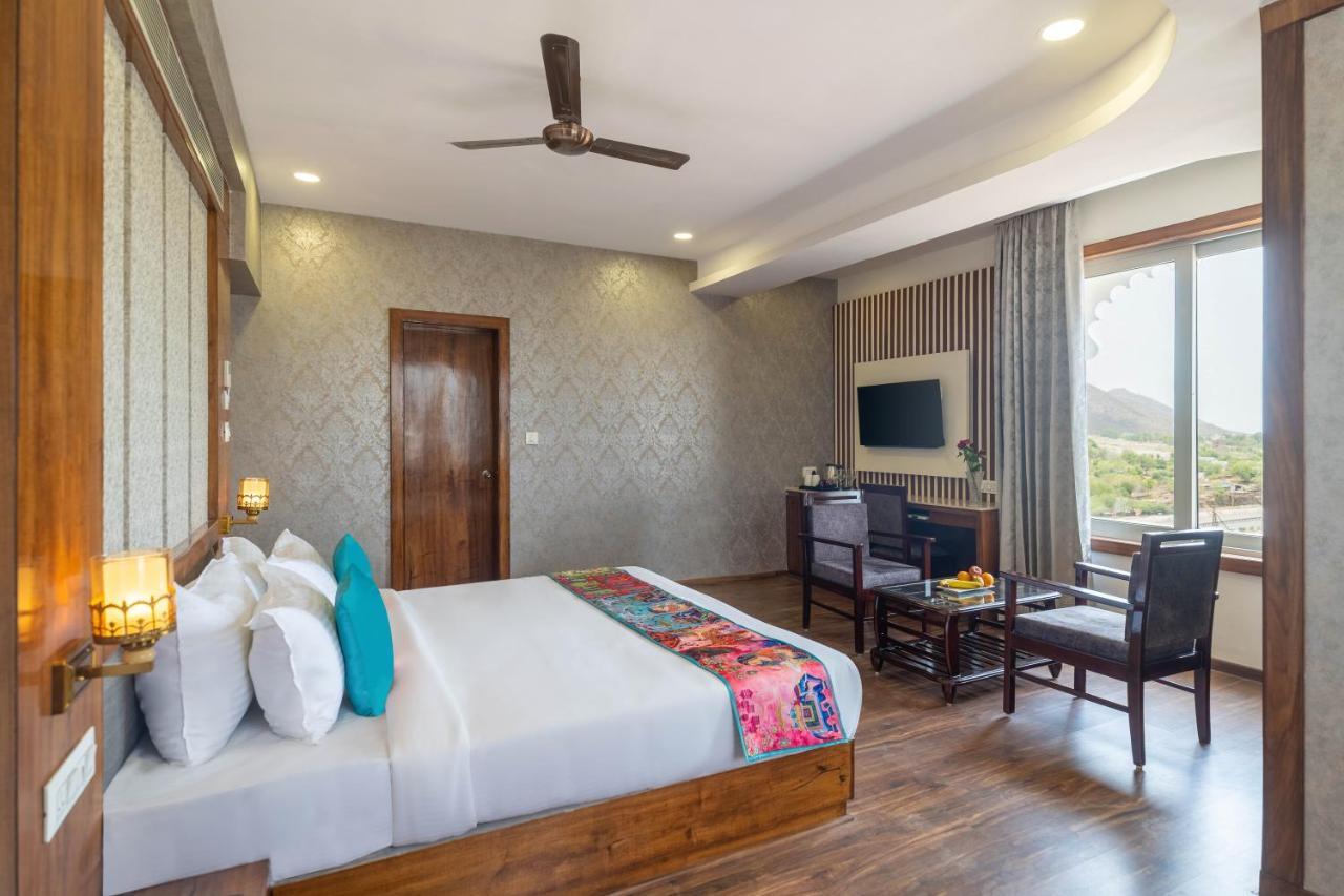 Hotel Pandora Grand, Udaipur- Nestled In Nature Wrapped In Luxury Eksteriør billede