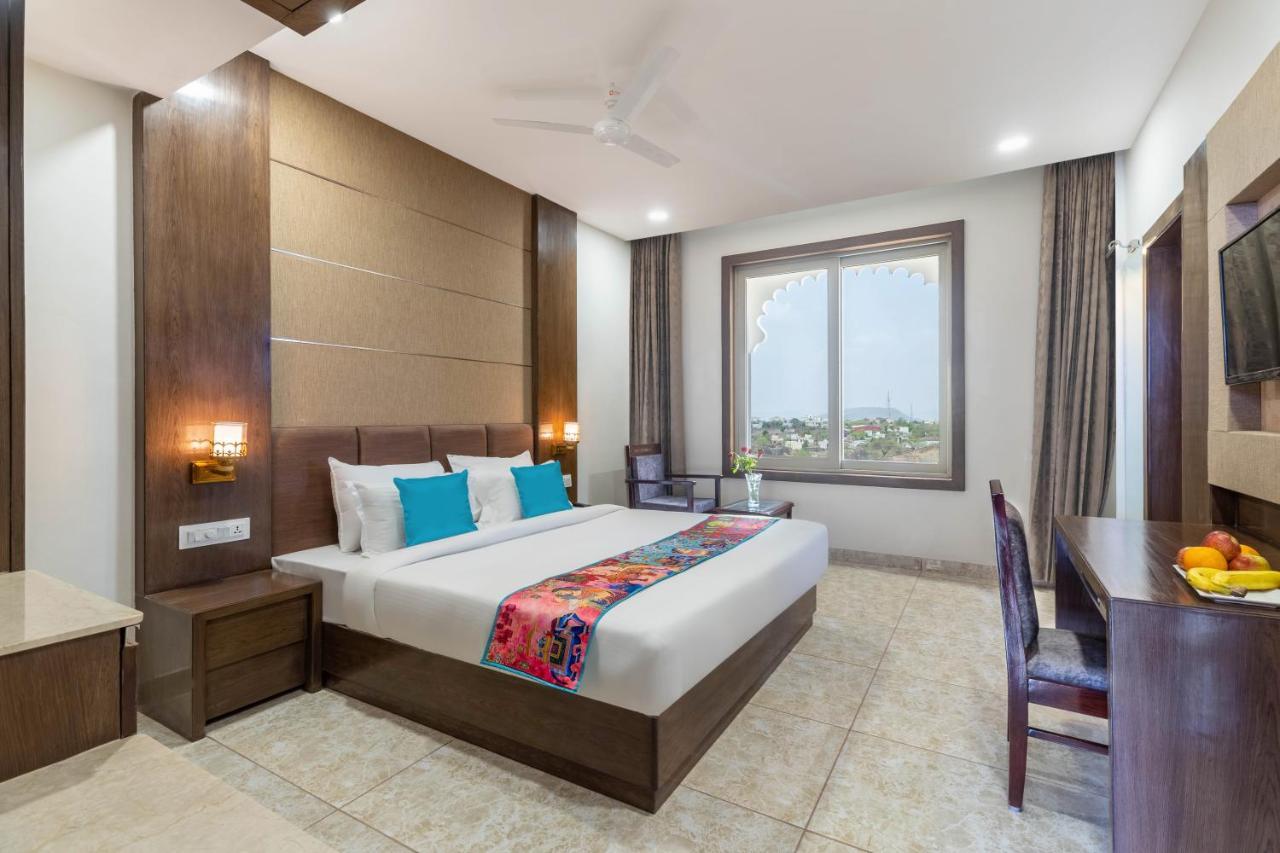 Hotel Pandora Grand, Udaipur- Nestled In Nature Wrapped In Luxury Eksteriør billede